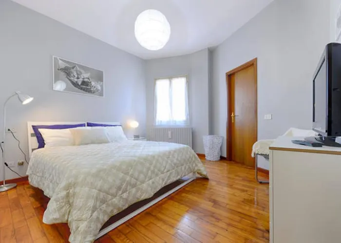 Grazioso Studio In Centro- Wifi Ascensore Aria Condizionata